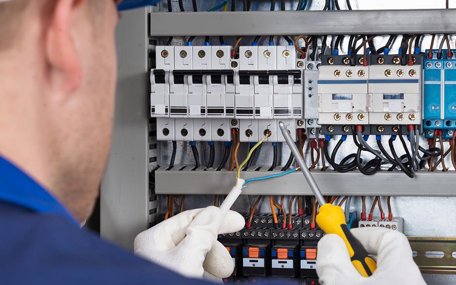 taux horaire électricien Champagne-sur-Seine
